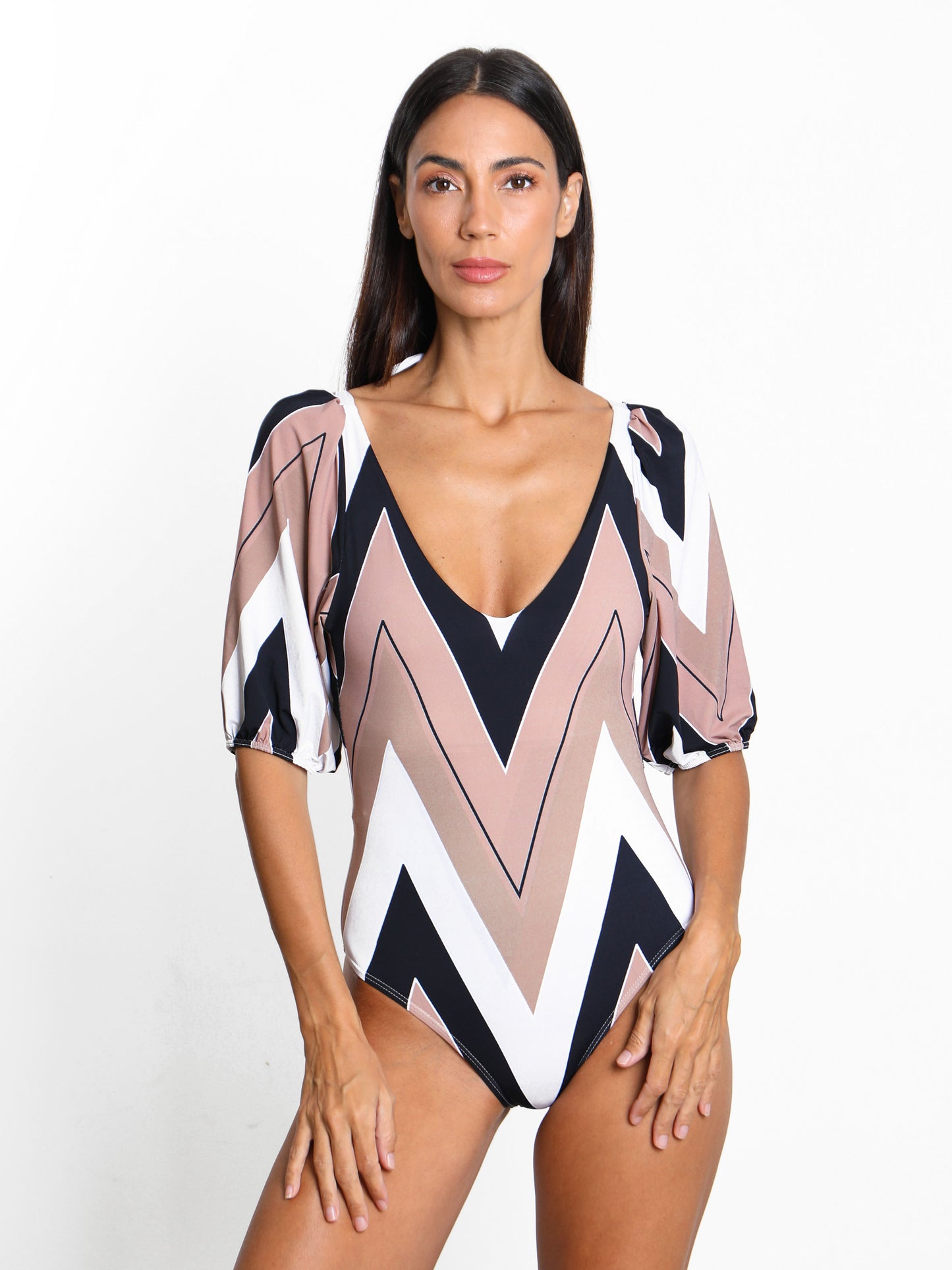 CARISSA MAILLOT MEL