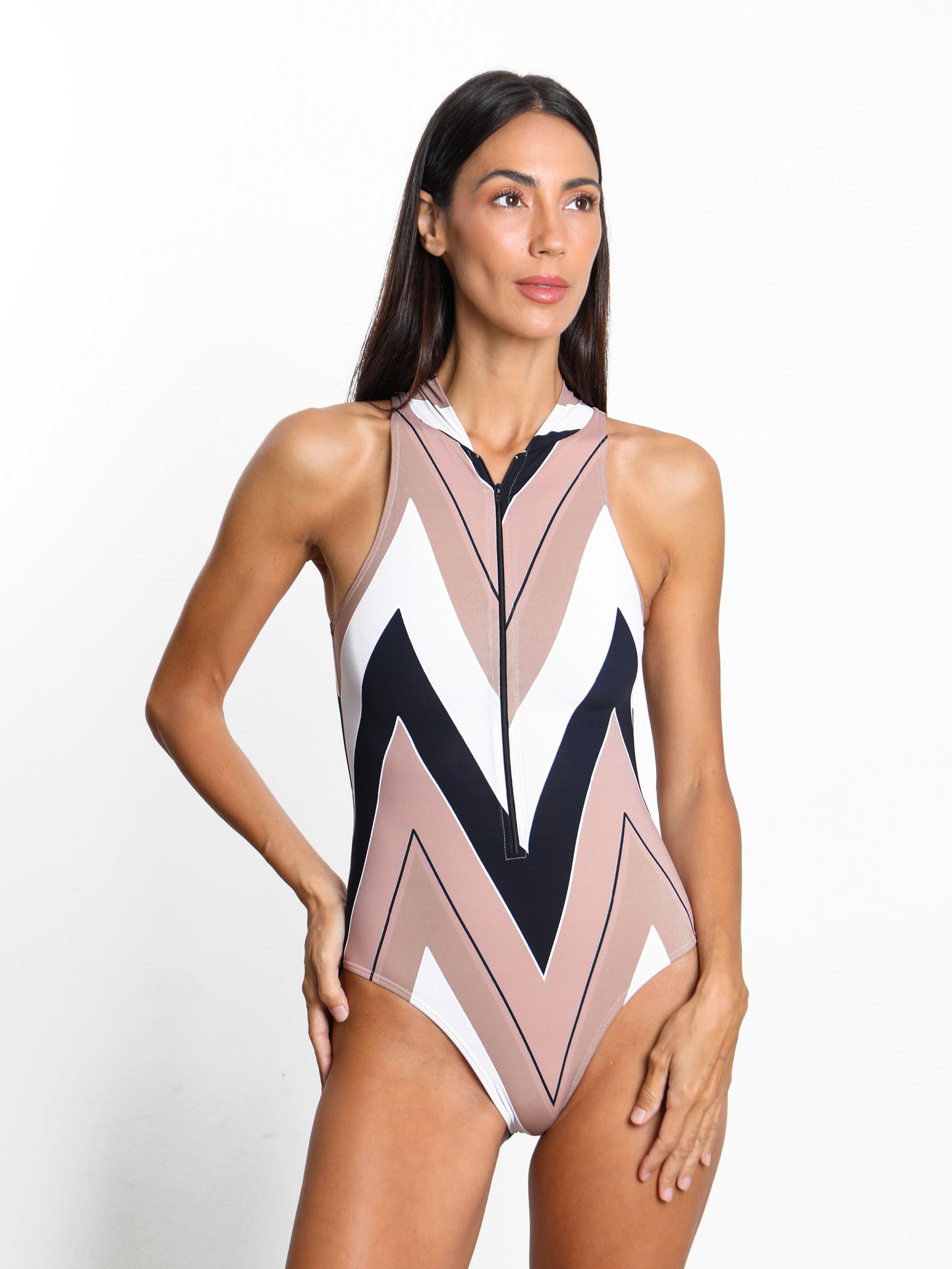 ANA MAILLOT MEL