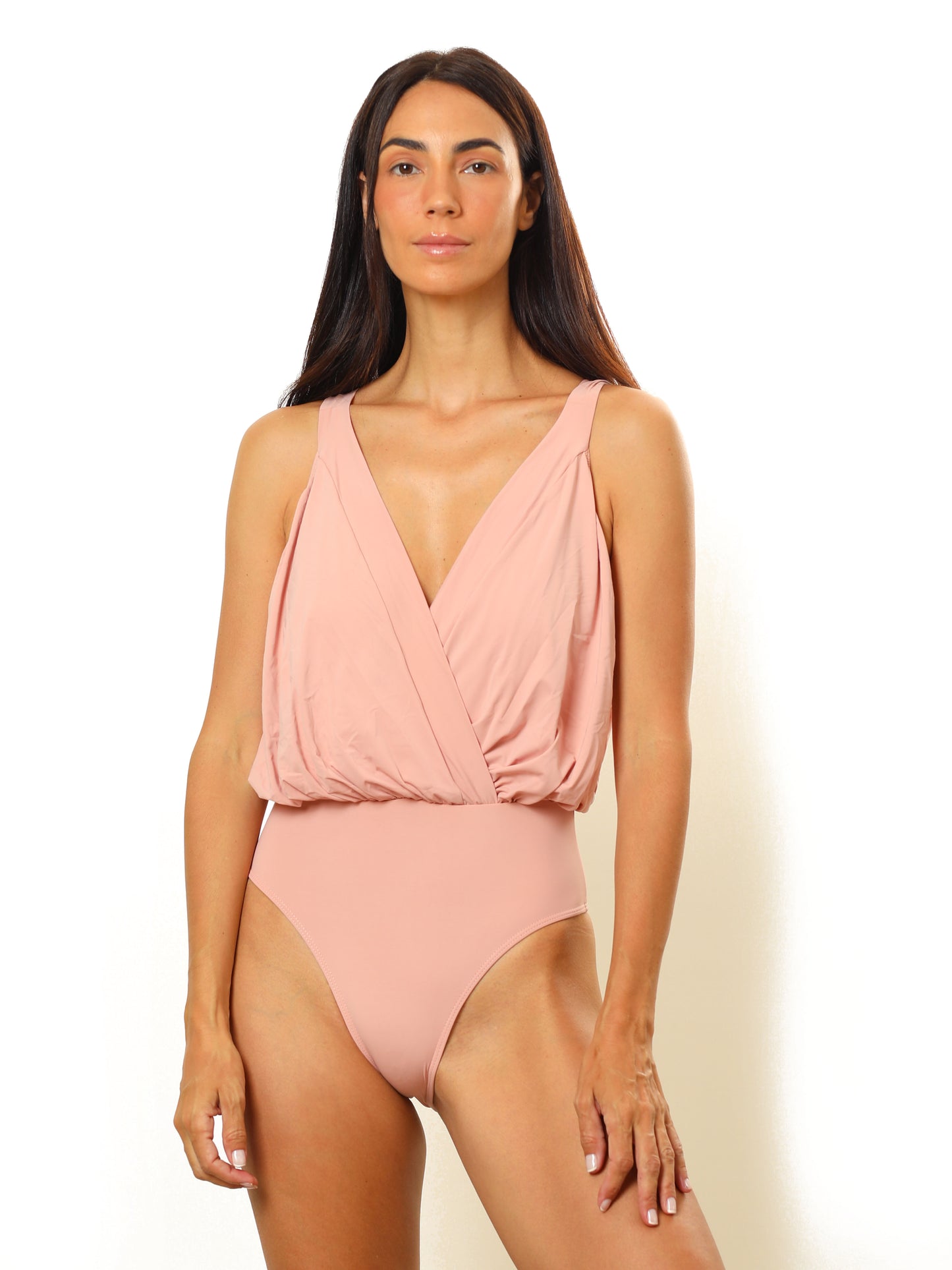 OLIVIA MAILLOT AR